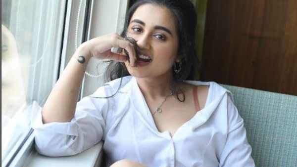 জনি বনি ওয়েব সিরিজেও দেখা মিলেছে তাঁর জনি বনি ওয়েব সিরিজেও দেখা মিলেছে তাঁর