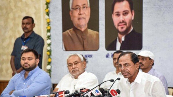  দুই নেতার অস্বস্তির ভিডিও ভাইরাল