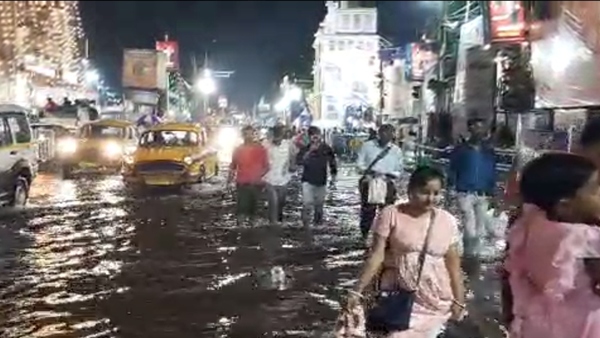 কলকাতায় মেঘলা আকাশ, বৃষ্টির সম্ভাবনা কলকাতায় মেঘলা আকাশ, বৃষ্টির সম্ভাবনা