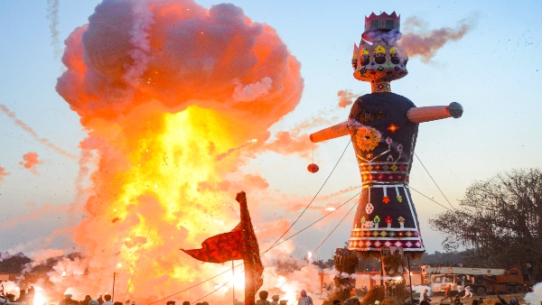 চাকরি–ব্যবসায় আসা সঙ্কট দূর করতে