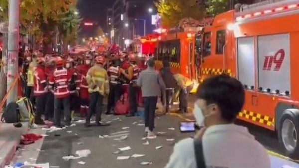 ভয়াবহ পদপিষ্টের সাক্ষী দক্ষিণ কোরিয়া ভয়াবহ পদপিষ্টের সাক্ষী দক্ষিণ কোরিয়া