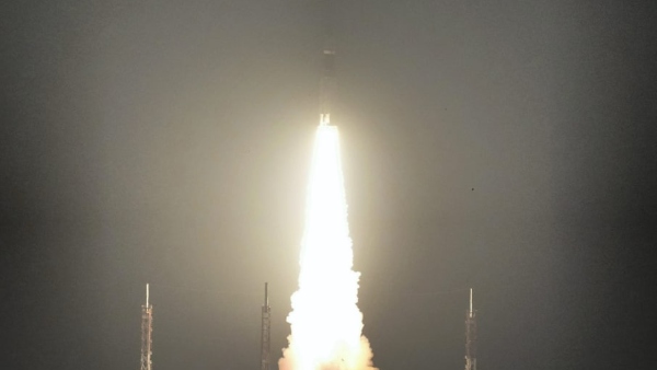 ঐতিহাসিক মাইলফলক ইসরোর