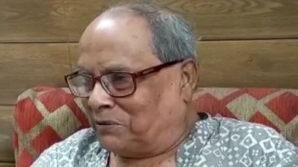 অশোক ভট্টাচার্যের অবস্থান