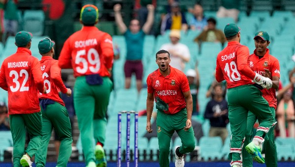 লড়াইয়ে বাংলাদেশ