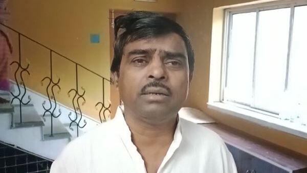 রাজনীতি মানতে নারাজ তৃণমূল