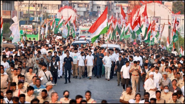 টিআরএস বিধায়ক কেনার অভিযোগ