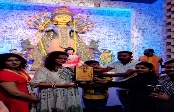 কী বলেছেন অধ্যাপিকা? 