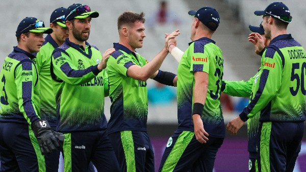 অ্যাসোসিয়েট দেশগুলির দাপট