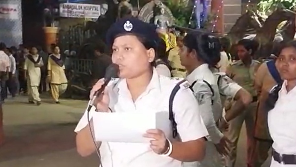 স্নায়ুর লড়াই চলছে সল্টলেকে। স্নায়ুর লড়াই চলছে সল্টলেকে।