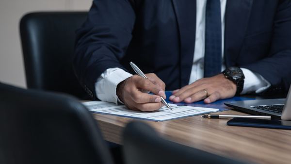 তৈরি করেছেন এক আইনজীবী