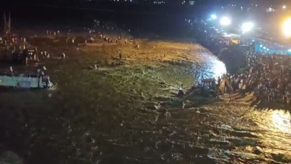 দোষীদের কঠোর শাস্তির দাবি দোষীদের কঠোর শাস্তির দাবি