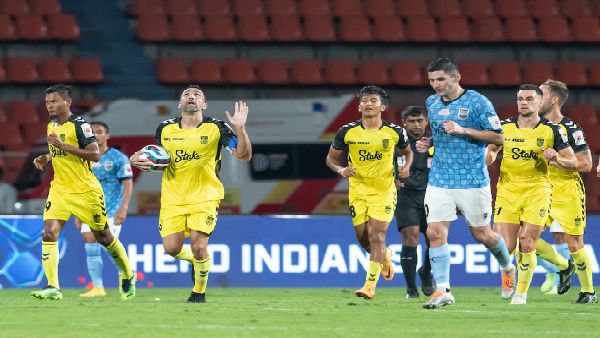 হায়দরাবাদ এফসিকে রুখে দিল মুম্বই সিটি এফসি হায়দরাবাদ এফসিকে রুখে দিল মুম্বই সিটি এফসি
