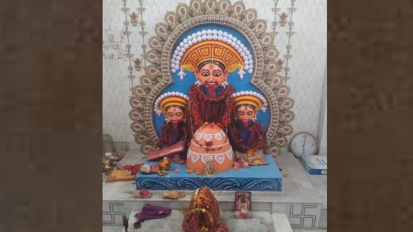  তিন মাথাওলা কালী