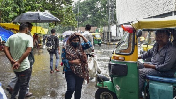 ঘূর্ণাবর্ত ও বর্ষা বিদায়