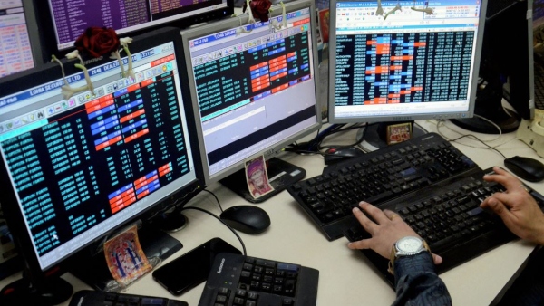 বিশ্বে আর্থিক সঙ্কটের কারণ 