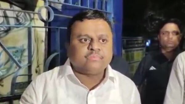 জয়েন্ট ফ্যামিলিতে চাপ কম জয়েন্ট ফ্যামিলিতে চাপ কম