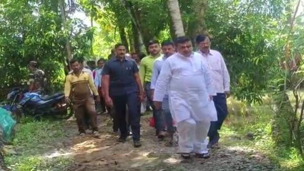 মমতার পুলিশ অধিকারীদের কিছু করতে পারবে না