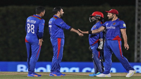 আফগানিস্তানের অধিনায়কত্ব ছাড়লেন মহম্মদ নবি: