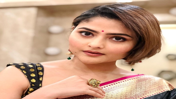 অত্যন্ত আশঙ্কাজনক অভিনেত্রী ঐন্দ্রিলা শর্মা অত্যন্ত আশঙ্কাজনক অভিনেত্রী ঐন্দ্রিলা শর্মা