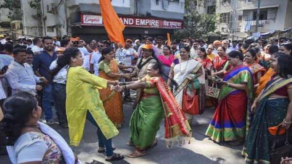 নোটায় ভোট বেড়েছে প্রায় তিনগুণ