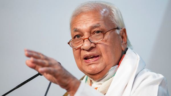 কী বললেন কেরলের রাজ্যপাল কী বললেন কেরলের রাজ্যপাল