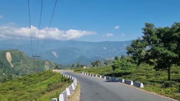 পাহাড় নিয়ে প্রতিশ্রুতির বন্যা বিজেপির 