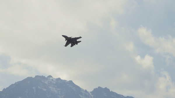 ঘটনাকে কেন্দ্র করে চাঞ্চল্য তৈরি হয়েছে। ঘটনাকে কেন্দ্র করে চাঞ্চল্য তৈরি হয়েছে।