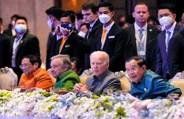 আশিয়ান সম্মেলন আশিয়ান সম্মেলন