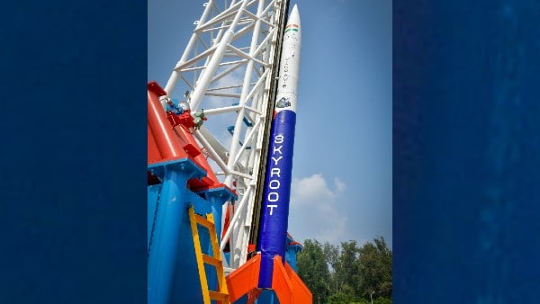 ইসরোর নেতৃত্বে রকেট উৎক্ষেপণ