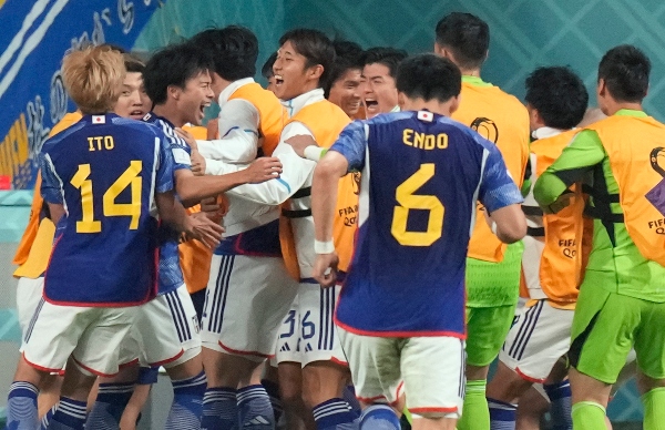 বিশ্বকাপে ফিফার 'ওয়ান লাভ' আর্মব্যান্ড নিষিদ্ধ করায় জার্মানির প্রতিবাদ: