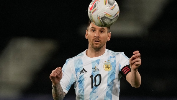 মেক্সিকোর বিরুদ্ধে জয়ে বিশ্বকাপে টিকে রয়েছে আর্জেন্টিনা: