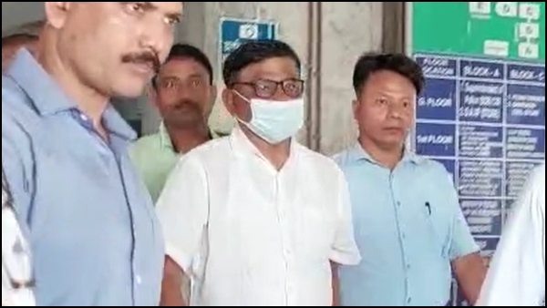 ইডির নজরে ২৬টি অ্যাকাউন্ট ইডির নজরে ২৬টি অ্যাকাউন্ট