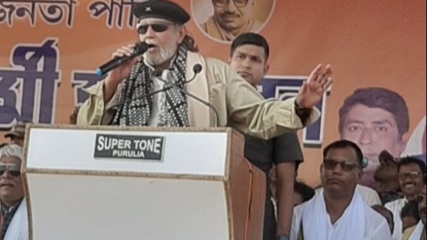 মমতাকে নিশানা