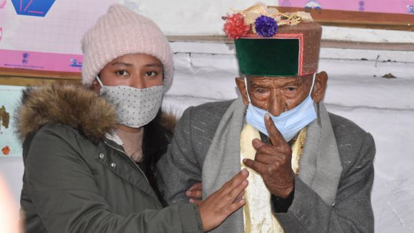  ভোটারদের হাঁটতে হবে ১৪ কিমি