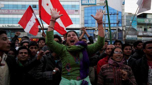 নেপালের সাধারণ নির্বাচনে বিক্ষিপ্ত হিংসার বলি এক, ভোট পড়েছে ৬১ শতাংশ নেপালের সাধারণ নির্বাচনে বিক্ষিপ্ত হিংসার বলি এক, ভোট পড়েছে ৬১ শতাংশ