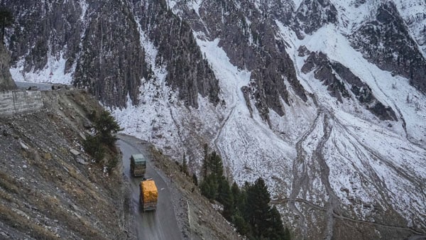 কী বলছে আইএমডি? কী বলছে আইএমডি?