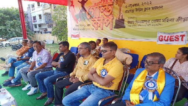 উত্তর দিনাজপুরে মহিলা ফুটবল লিগে ব্যাপক সাড়া