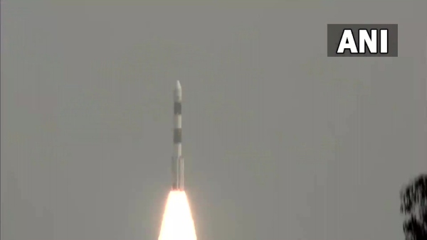  একধাপ এগিয়ে গেল ভারত