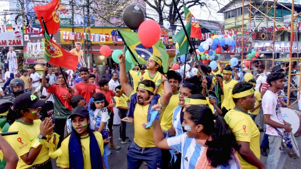 FIFA World Cup 2022: সমর্থকদের জন্য কঠোর গাইডলাইন প্রকাশ করল কাতার FIFA World Cup 2022: সমর্থকদের জন্য কঠোর গাইডলাইন প্রকাশ করল কাতার
