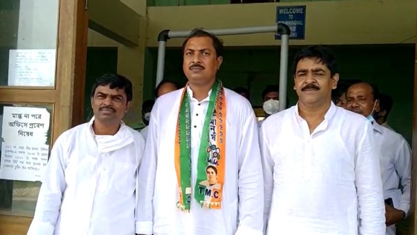 দুর্নীতি নিয়ে সরব তৃণমূল বিধায়ক দুর্নীতি নিয়ে সরব তৃণমূল বিধায়ক