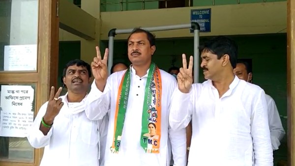 ভোট লুট নিয়েও সরব ভোট লুট নিয়েও সরব