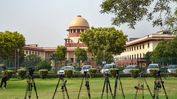 অন্তত ৫৮ খানা আবেদন জমা পড়েছিল অন্তত ৫৮ খানা আবেদন জমা পড়েছিল