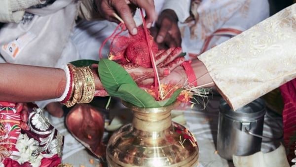 ২০২২ সালে বিয়ের মুহূর্ত ২০২২ সালে বিয়ের মুহূর্ত