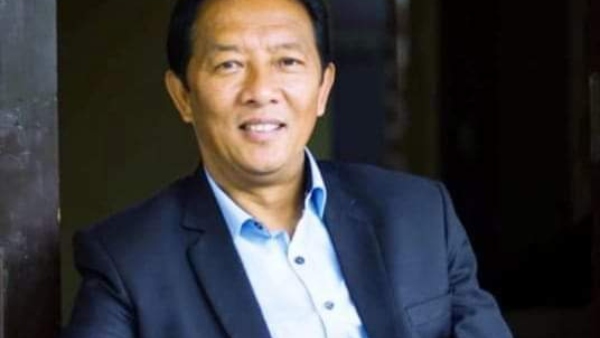 বিমল-বিনয়-অজয় এক মঞ্চে বিমল-বিনয়-অজয় এক মঞ্চে