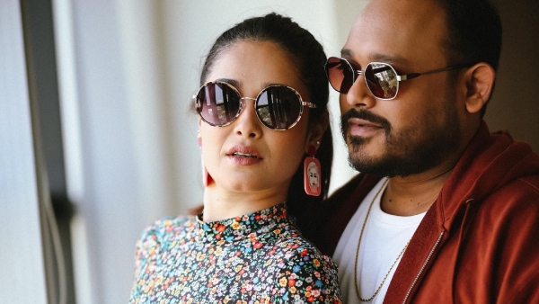 শুভেচ্ছা জানালেন অনুগামীরা শুভেচ্ছা জানালেন অনুগামীরা