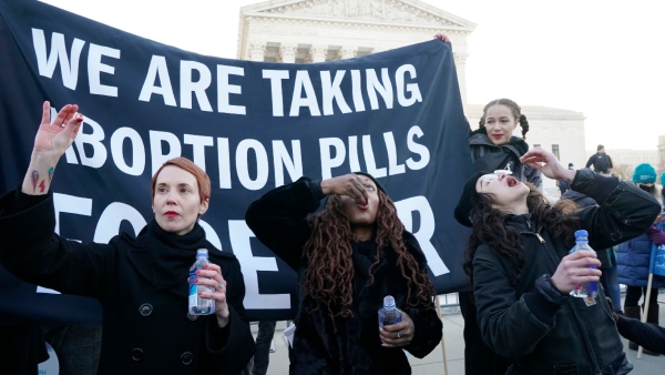 মার্কিন মুলুকে গর্ভপাত আইন