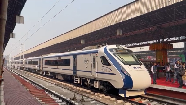 ভারত এক্সপ্রেসকে স্বাগত জানাবে বিজেপি ভারত এক্সপ্রেসকে স্বাগত জানাবে বিজেপি