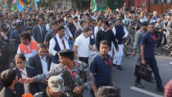 প্রধানমন্ত্রীর নরেন্দ্র মোদীর চ্যালেঞ্জার হিসেবে প্রধানমন্ত্রীর নরেন্দ্র মোদীর চ্যালেঞ্জার হিসেবে