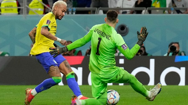 কাতার বিশ্বকাপ থেকে বিদায় ব্রাজিলের, অবিশ্বাস্য় প্রত্যাবর্তন ঘটিয়ে শেষ চারে ক্রোয়েশিয়া