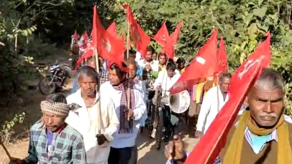 এলাকার মানুষের দাবি পাশে সিপিআইএম